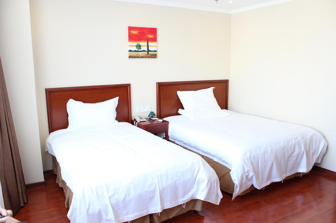 Hotel Greentree Zhangjiang Sunqiao Road Shell 3*